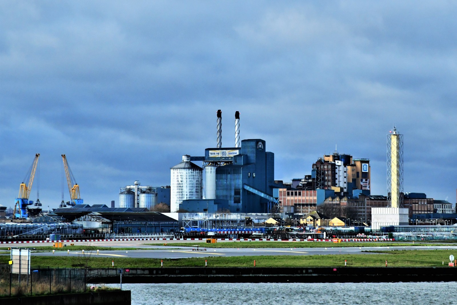 Derelict London image by David Garnham (2)